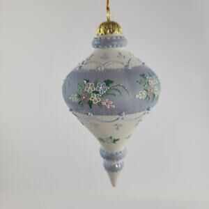 Vintage Rhyn Rivet Ivory White and Blue Christmas Ornament